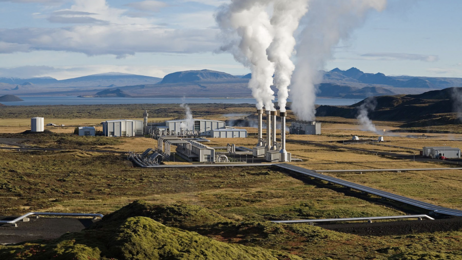 Photo of a geothermal plant by Gretar Ívarsson